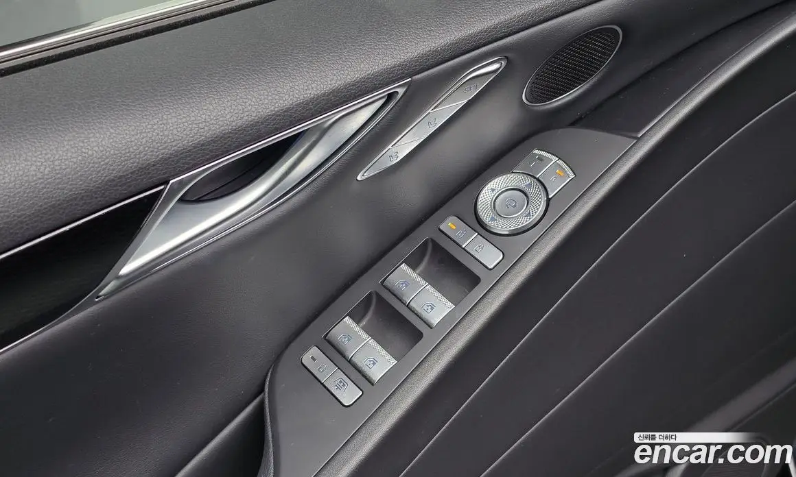 Genesis G80 2025 2.5 автомат (гидро), фото 24
