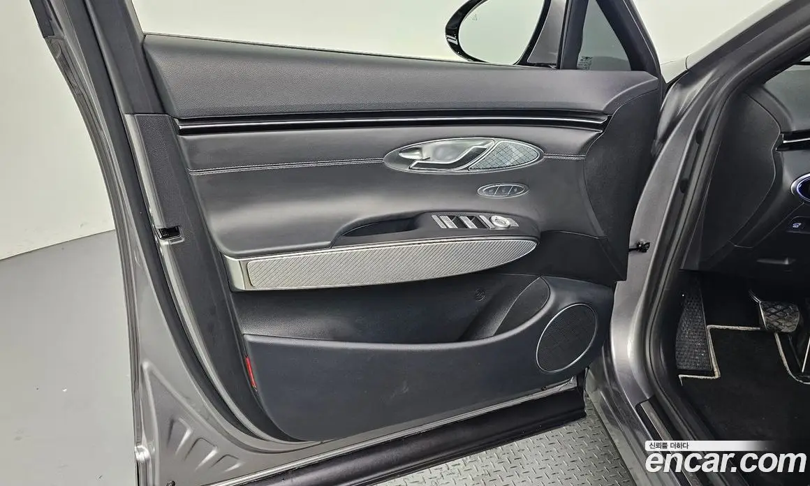 Genesis GV70 2021 2.5 автомат (гидро), фото 14