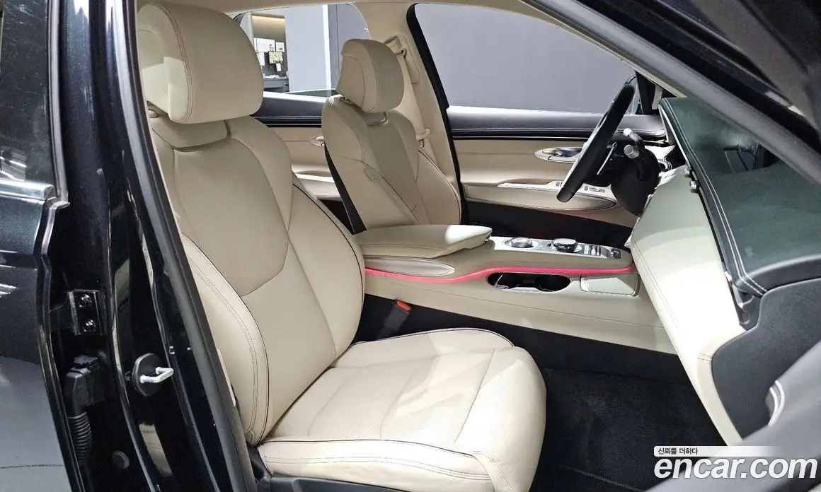 Genesis GV70 2023 2.5 автомат (гидро), фото 16