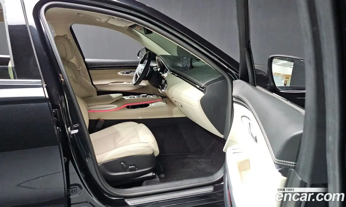 Genesis GV70 2023 2.5 автомат (гидро), фото 23