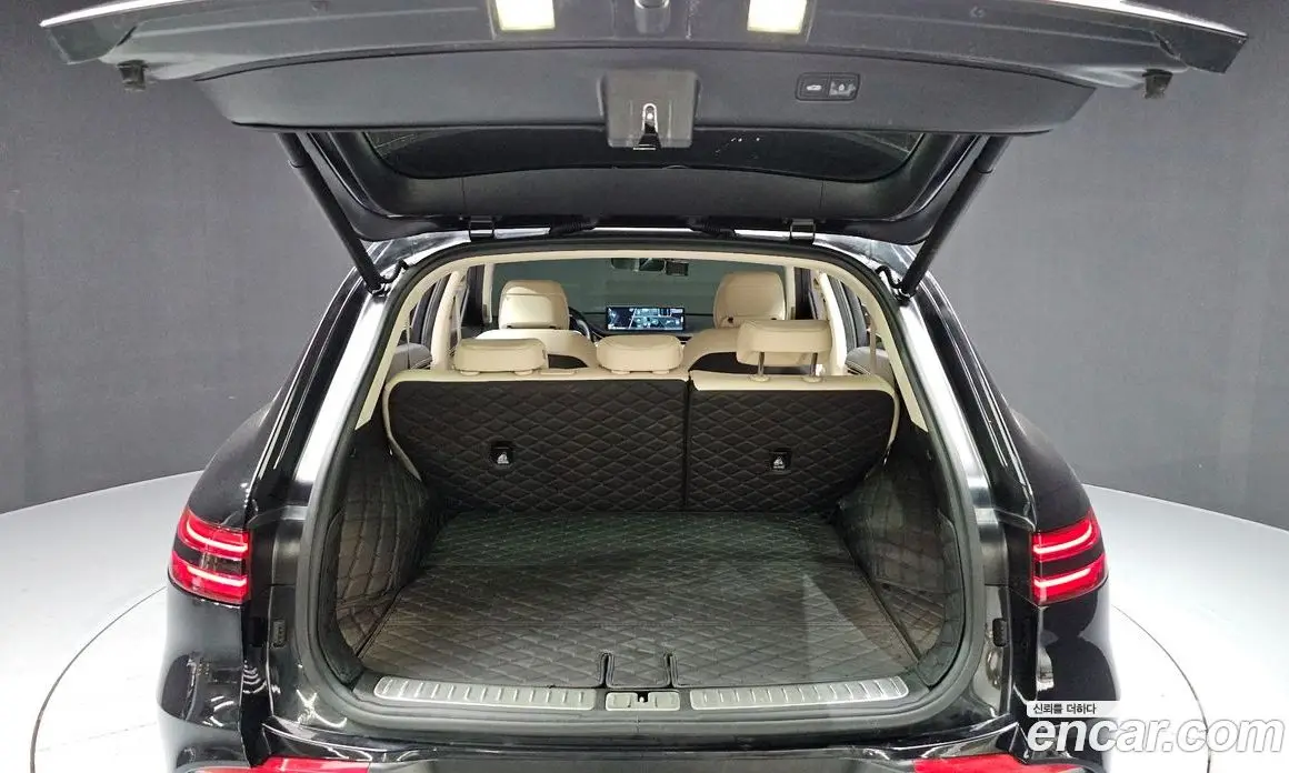 Genesis GV70 2023 2.5 автомат (гидро), фото 26