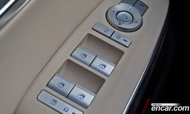Genesis GV70 2024 2.5 автомат (гидро), миниатюра 11