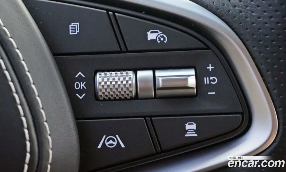 Genesis GV70 2024 2.5 автомат (гидро), фото 14