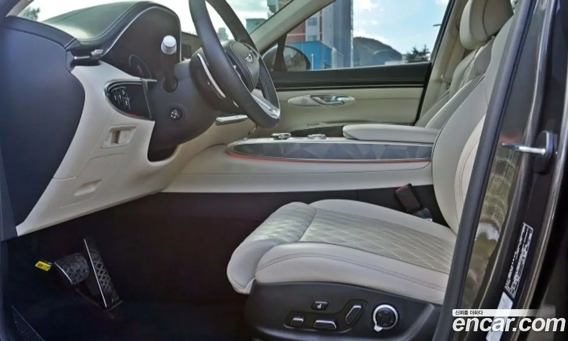 Genesis GV70 2024 2.5 автомат (гидро), фото 9