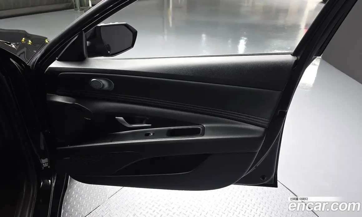 Hyundai Avante 2020 1.6 автомат (гидро), фото 14