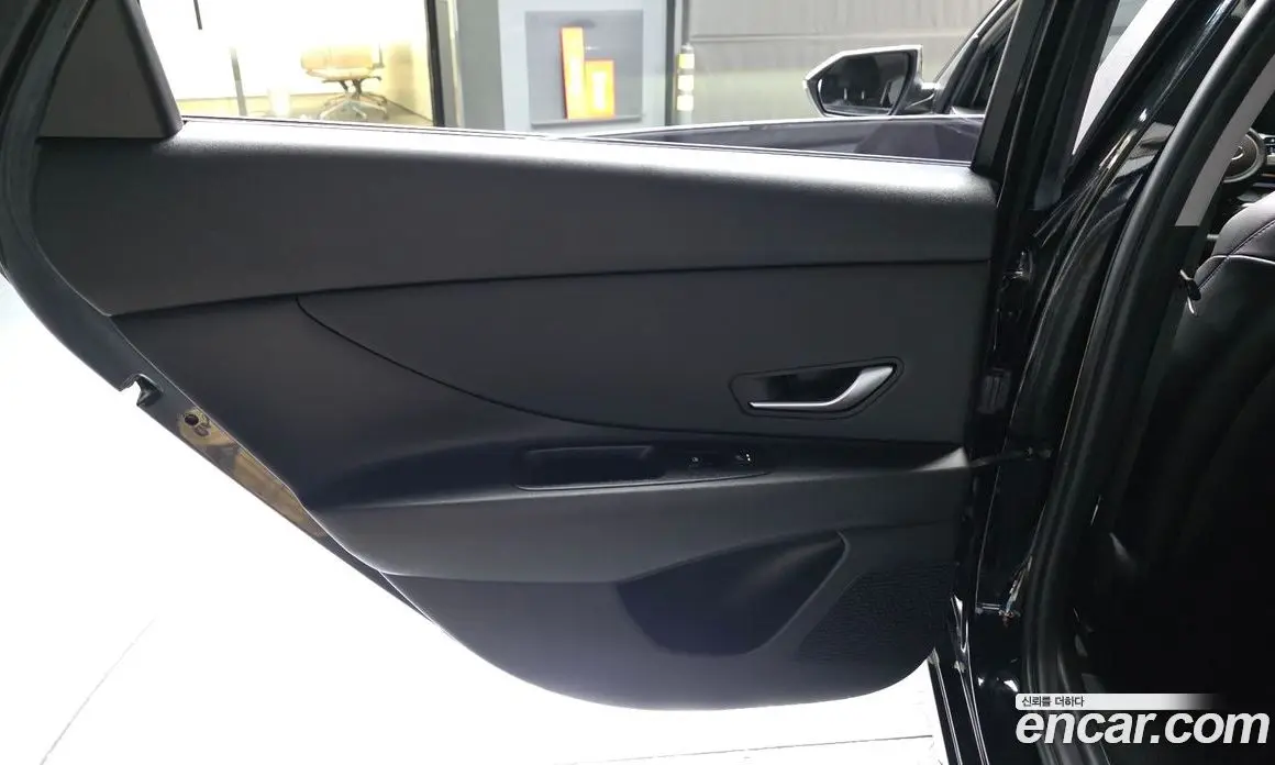 Hyundai Avante 2020 1.6 автомат (гидро), фото 15