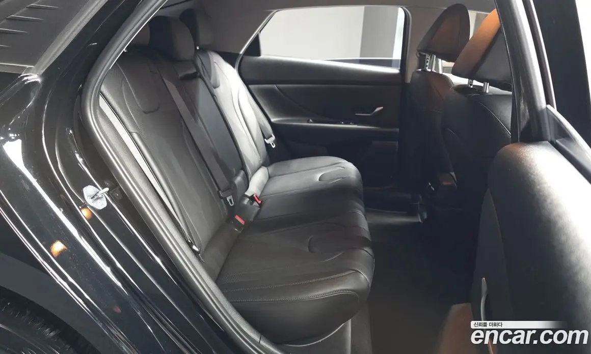 Hyundai Avante 2020 1.6 автомат (гидро), фото 18