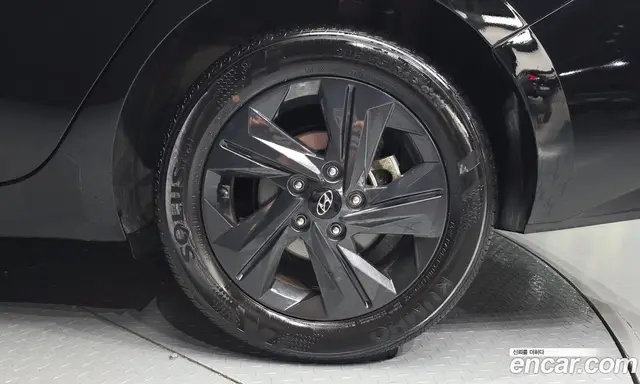 Hyundai Avante 2020 1.6 автомат (гидро), миниатюра 5
