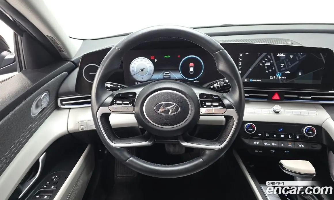 Hyundai Avante 2022 1.6 автомат (гидро), фото 19