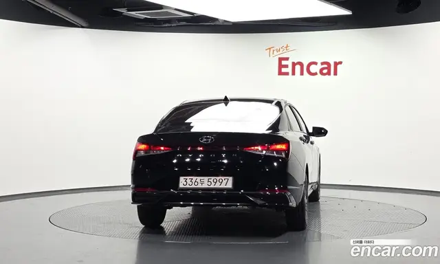 Hyundai Avante 2022 1.6 автомат (гидро), миниатюра 4
