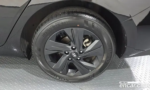 Hyundai Avante 2022 1.6 автомат (гидро), миниатюра 7