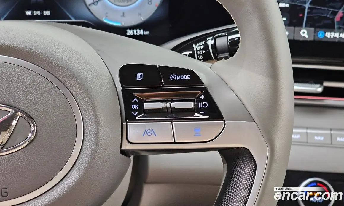 Hyundai Avante 2022 1.6 автомат (гидро), фото 22