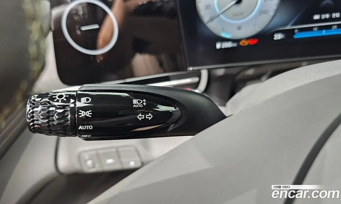 Hyundai Avante 2022 1.6 автомат (гидро), фото 28