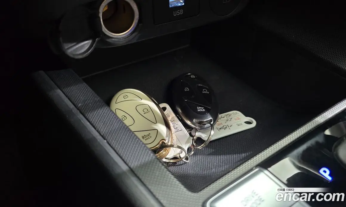 Hyundai Avante 2023 1.6 автомат (гидро), фото 21