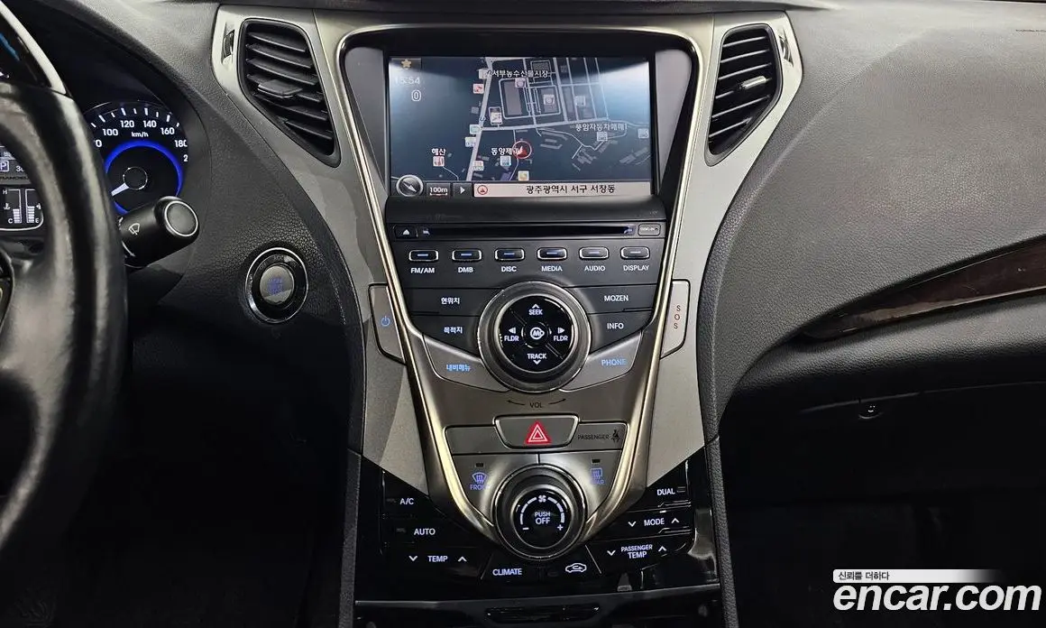 Hyundai Grandeur 2012 2.4 автомат (гидро), фото 14