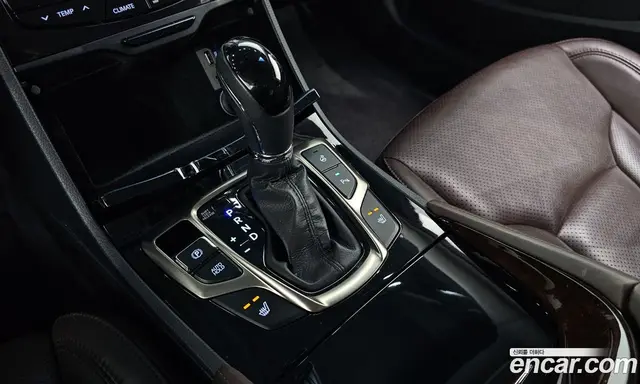 Hyundai Grandeur 2012 2.4 автомат (гидро), миниатюра 9