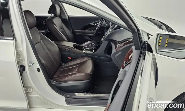 Hyundai Grandeur 2012 2.4 автомат (гидро), миниатюра 10