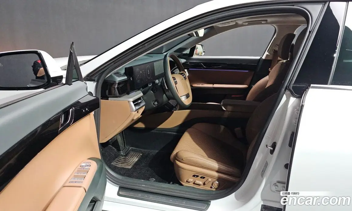 Hyundai Grandeur 2023 3.5 автомат (гидро), фото 13