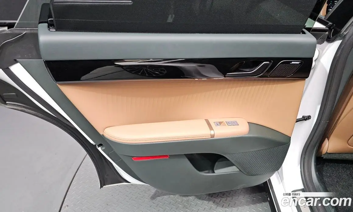 Hyundai Grandeur 2023 3.5 автомат (гидро), фото 15