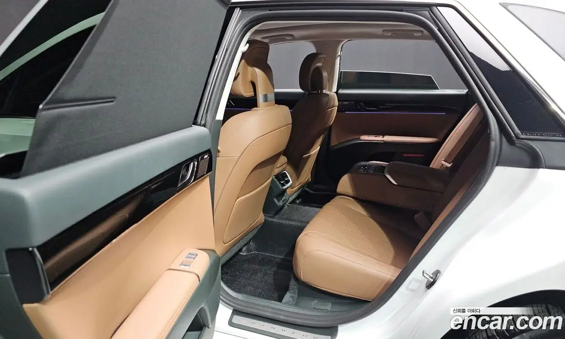 Hyundai Grandeur 2023 3.5 автомат (гидро), фото 25