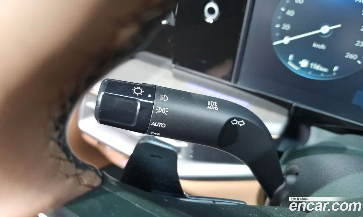 Hyundai Grandeur 2023 3.5 автомат (гидро), фото 27