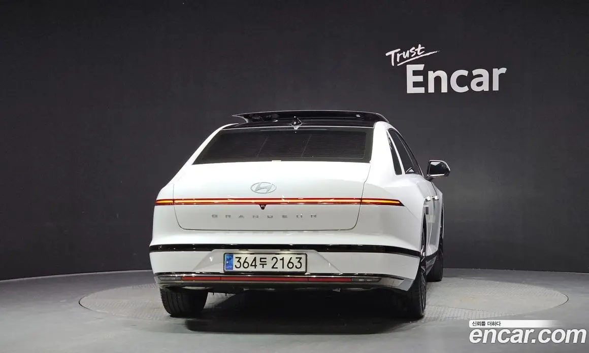 Hyundai Grandeur 2023 3.5 автомат (гидро), фото 4