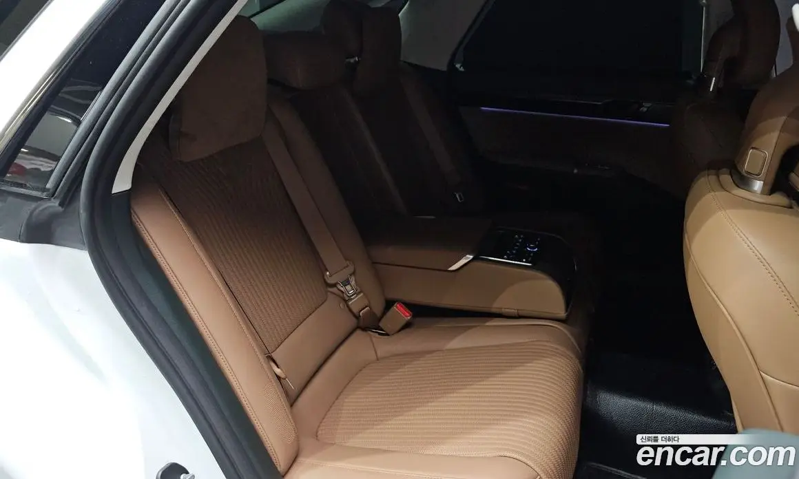 Hyundai Grandeur 2023 3.5 автомат (гидро), фото 32