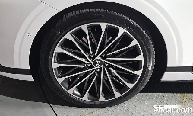 Hyundai Grandeur 2023 3.5 автомат (гидро), миниатюра 5