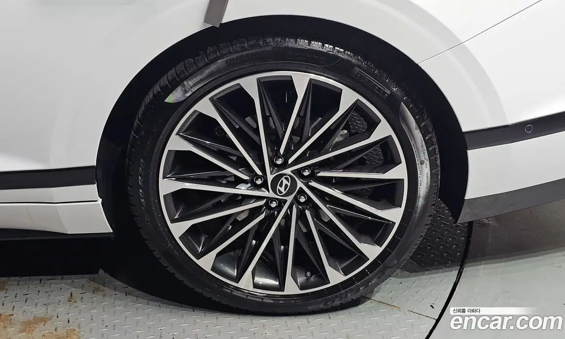 Hyundai Grandeur 2023 3.5 автомат (гидро), фото 7