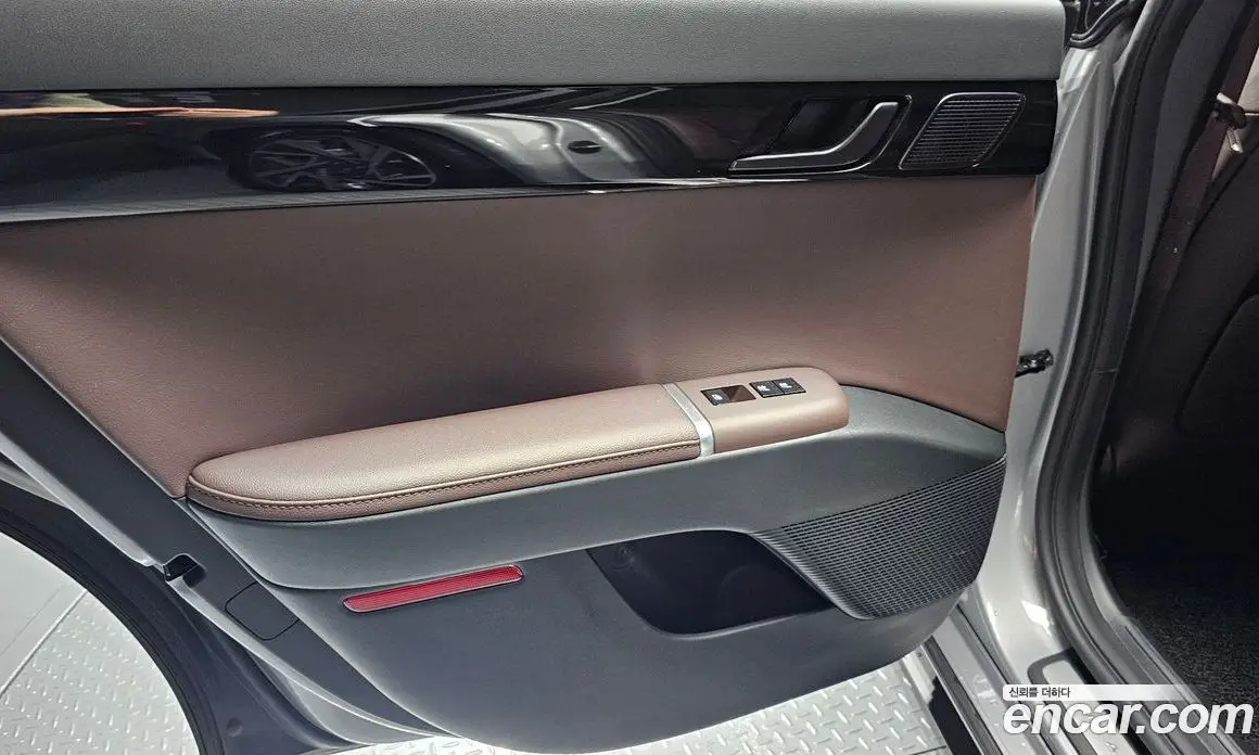 Hyundai Grandeur 2023 2.5 автомат (гидро), фото 15