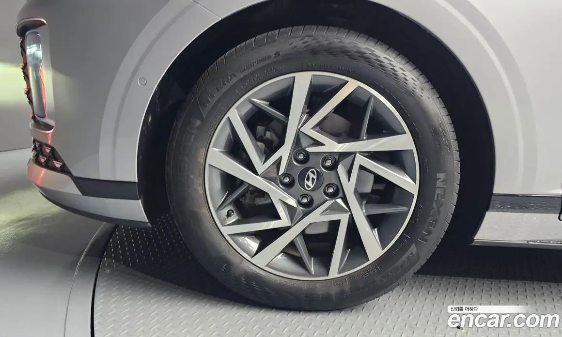 Hyundai Grandeur 2023 2.5 автомат (гидро), фото 5