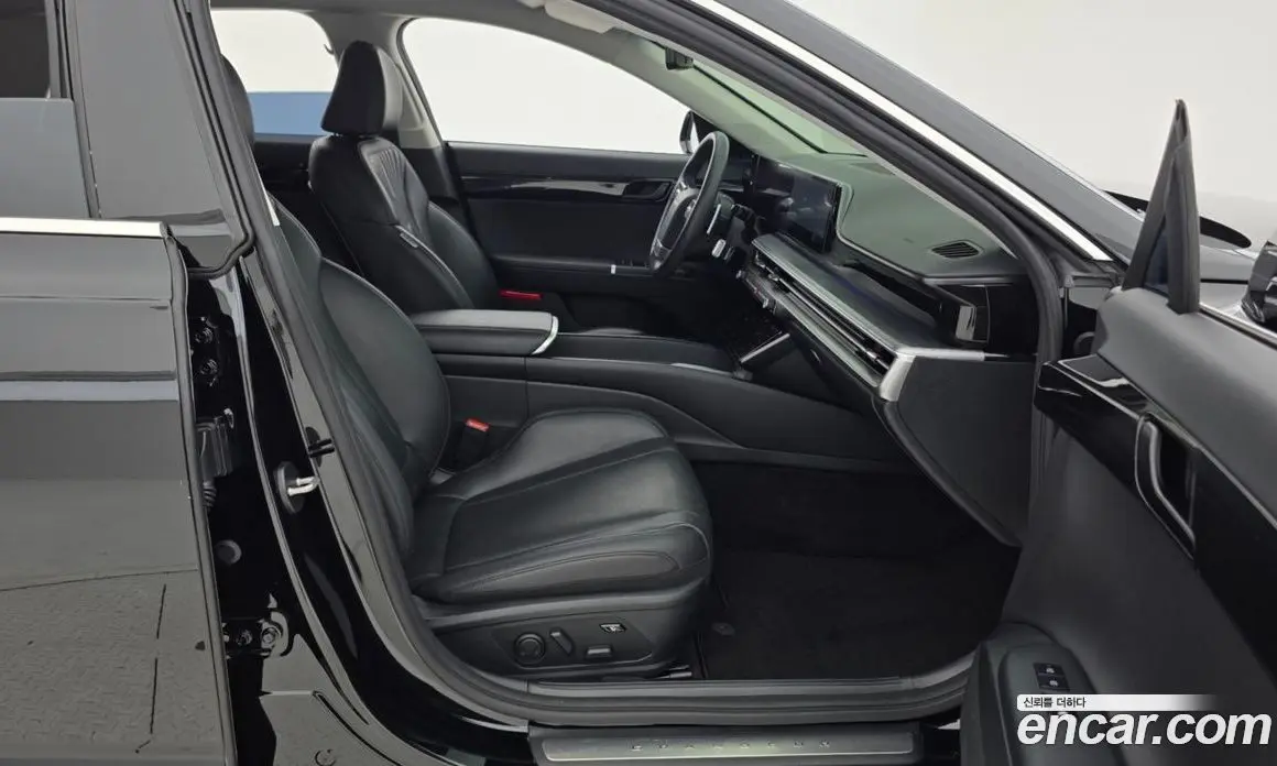 Hyundai Grandeur 2023 2.5 автомат (гидро), фото 12