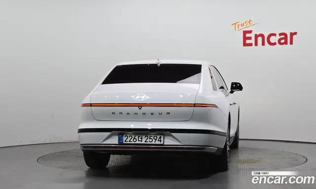 Hyundai Grandeur 2025 1.6 автомат (гидро), миниатюра 4