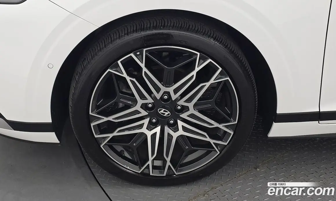 Hyundai Grandeur 2025 1.6 автомат (гидро), фото 5