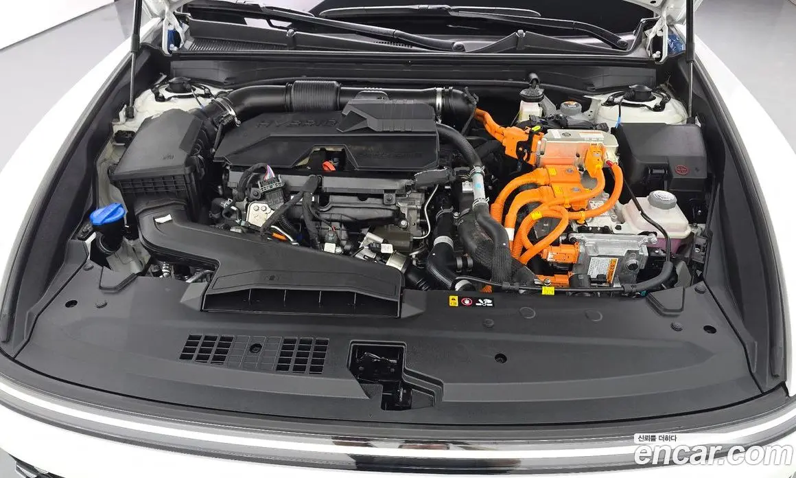 Hyundai Grandeur 2025 1.6 автомат (гидро), фото 6