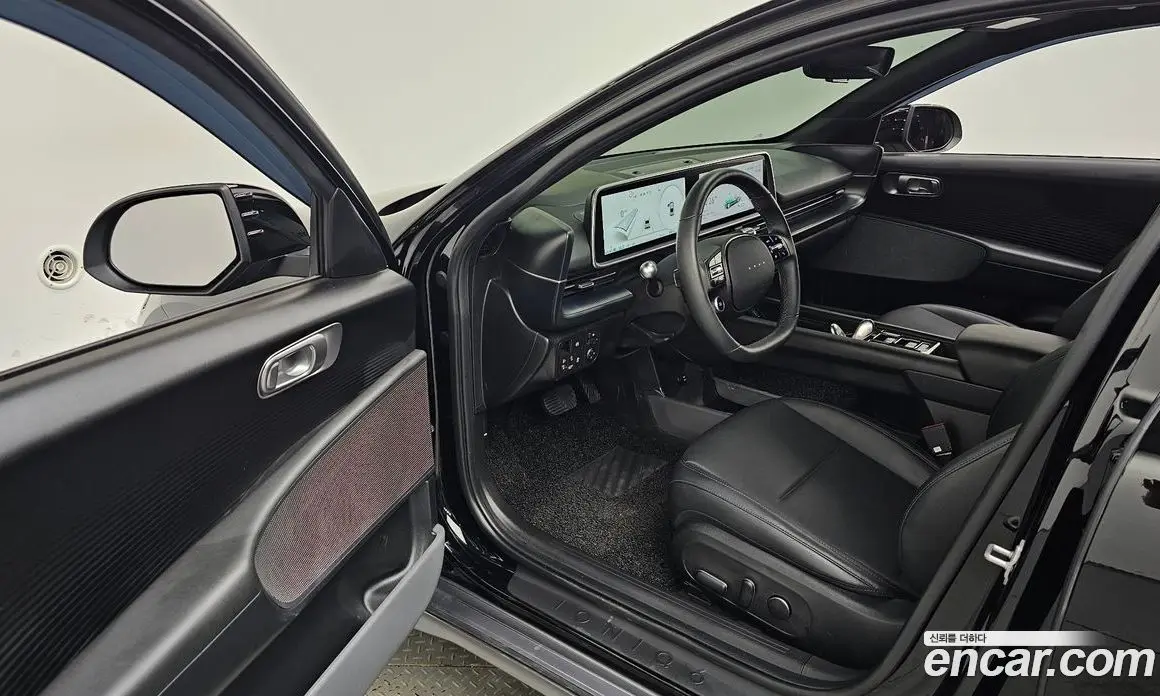 Hyundai Ioniq 6 2024 0.1 автомат (гидро), фото 12