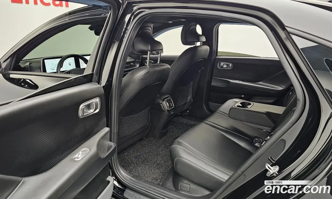 Hyundai Ioniq 6 2024 0.1 автомат (гидро), фото 16