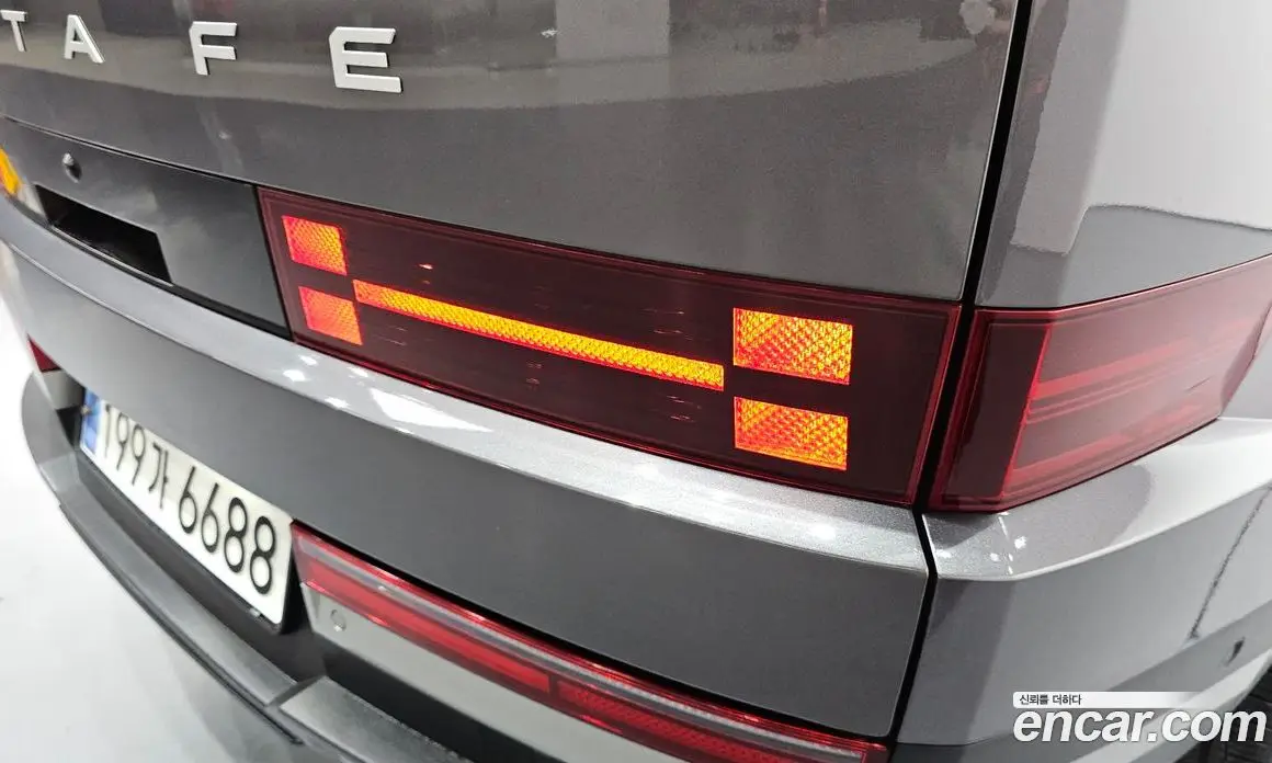 Hyundai Santa Fe 2024 2.5 автомат (гидро), фото 9