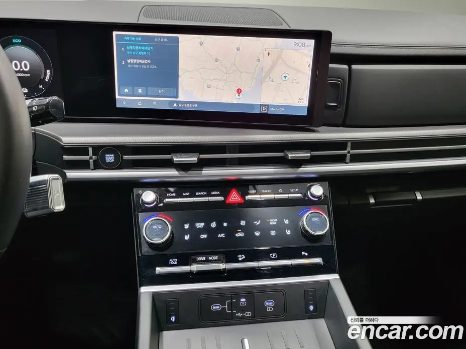 Hyundai Santa Fe 2025 1.6 автомат (гидро), фото 14