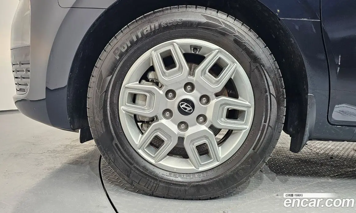 Hyundai Staria 2024 2.2 автомат (гидро), фото 4