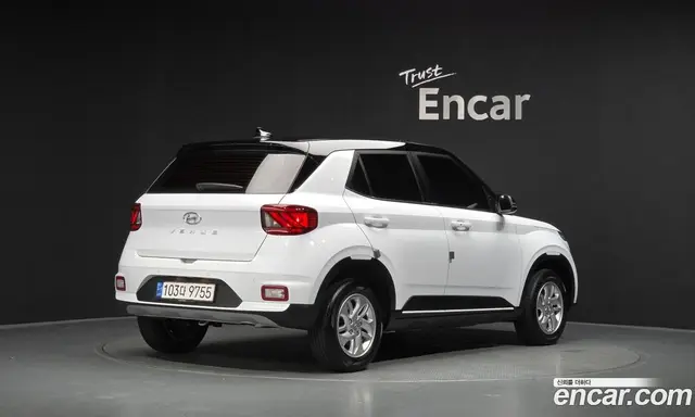 Hyundai Venue 2022 1.6 автомат (гидро), миниатюра 2