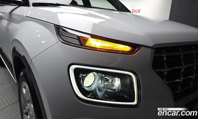 Hyundai Venue 2022 1.6 автомат (гидро), миниатюра 8
