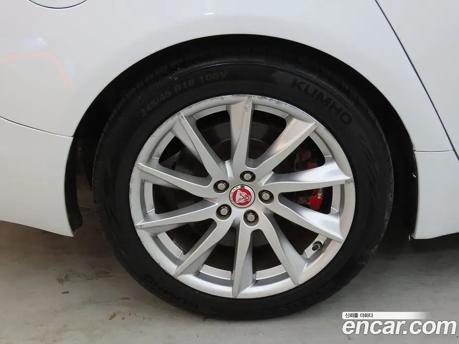 Jaguar XF 2015 2.2 автомат (гидро), фото 20 Jaguar XF 2015 2.2 автомат (гидро), фото 20