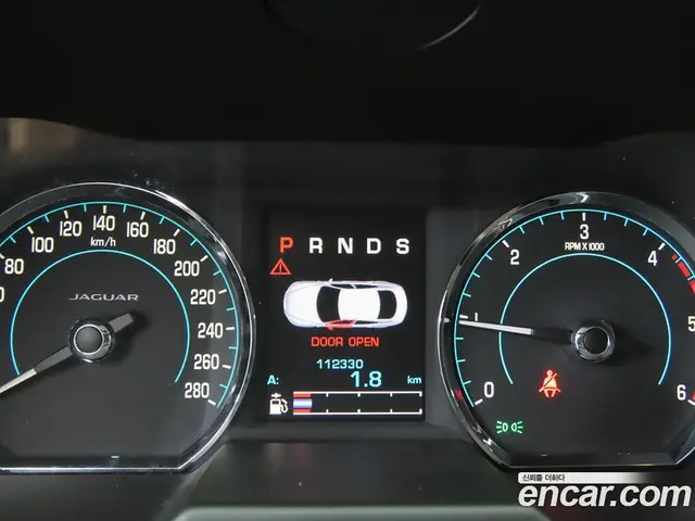 Jaguar XF 2015 2.2 автомат (гидро), миниатюра 8 Jaguar XF 2015 2.2 автомат (гидро), миниатюра 8