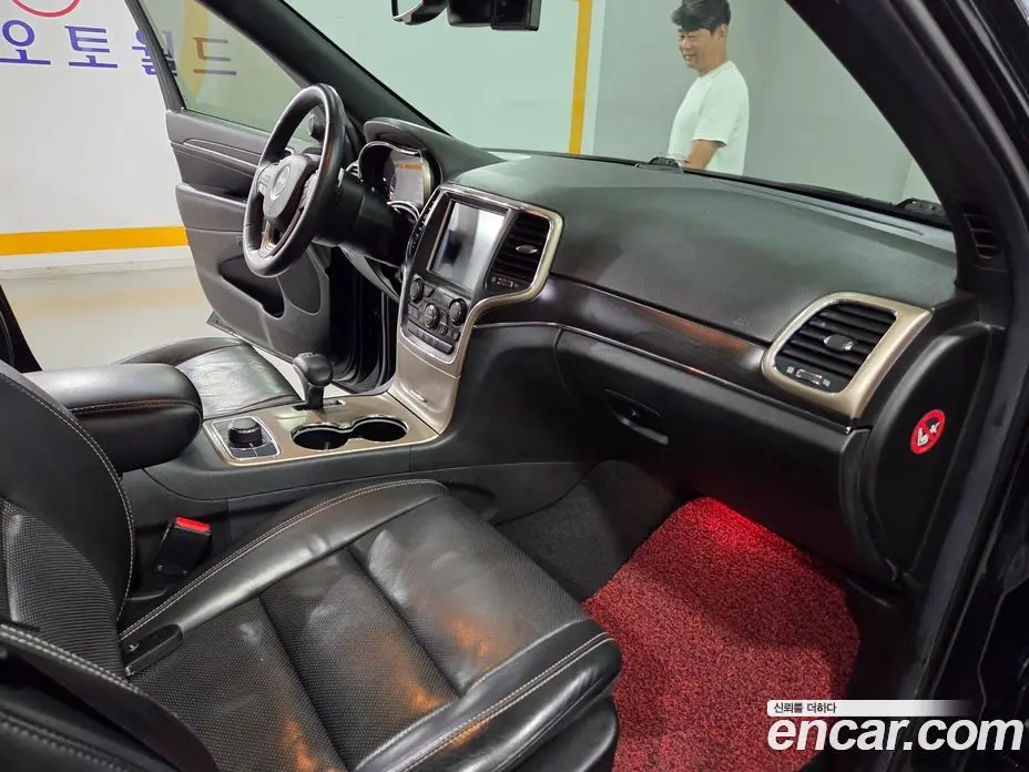 Jeep Cherokee 2014 3.0 автомат (гидро), фото 18