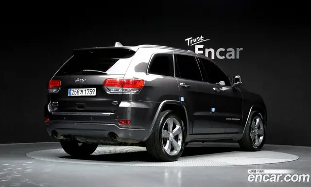 Jeep Cherokee 2015 3.0 автомат (гидро), миниатюра 2 Jeep Cherokee 2015 3.0 автомат (гидро), миниатюра 2