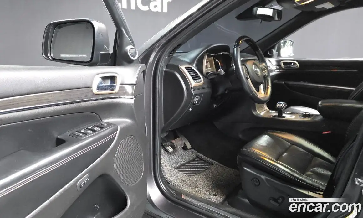 Jeep Cherokee 2015 3.0 автомат (гидро), фото 10 Jeep Cherokee 2015 3.0 автомат (гидро), фото 10