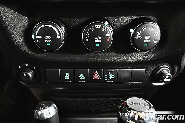 Jeep Wrangler 2017 3.6 автомат (гидро), миниатюра 11