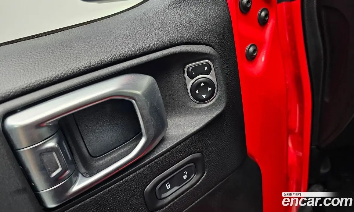 Jeep Wrangler 2019 2.0 автомат (гидро), фото 26