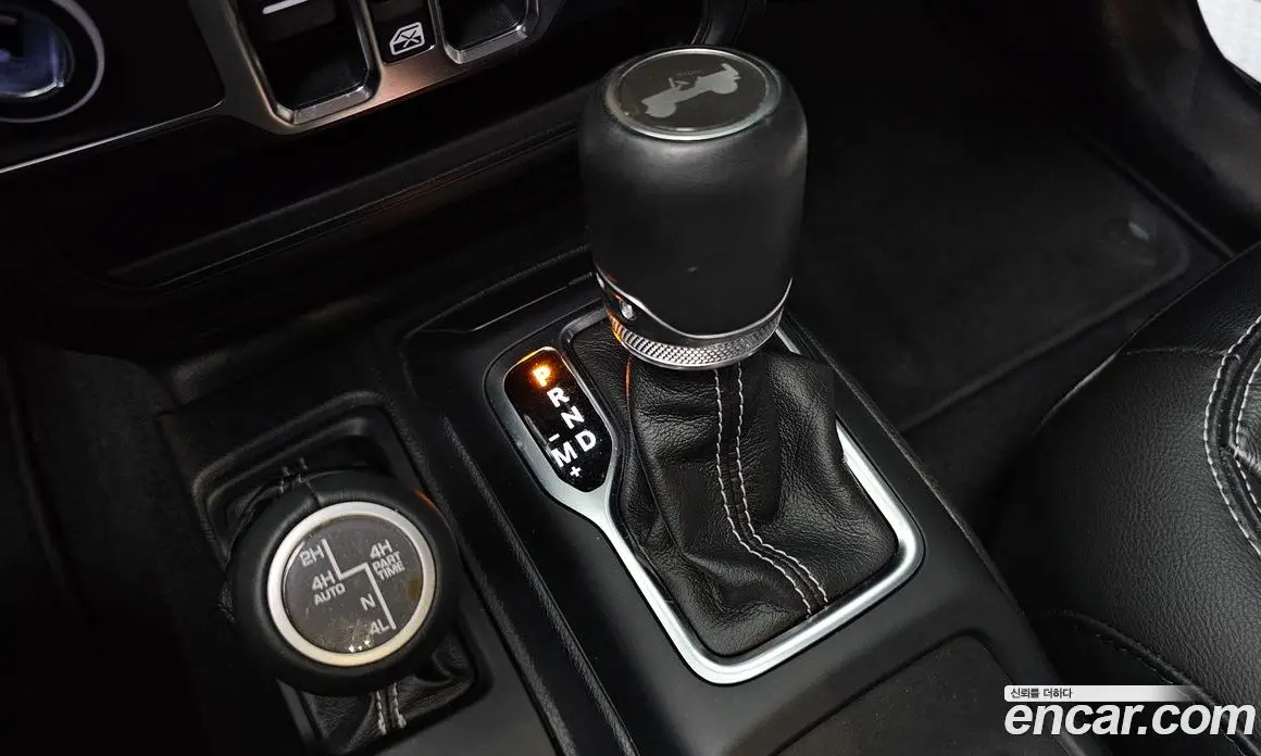 Jeep Wrangler 2021 2.0 автомат (гидро), фото 12